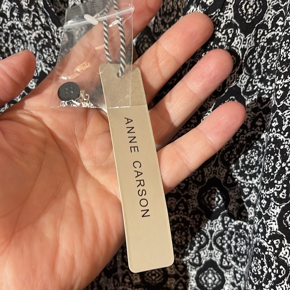 Anne Carson tunic top - Picture 5 of 5